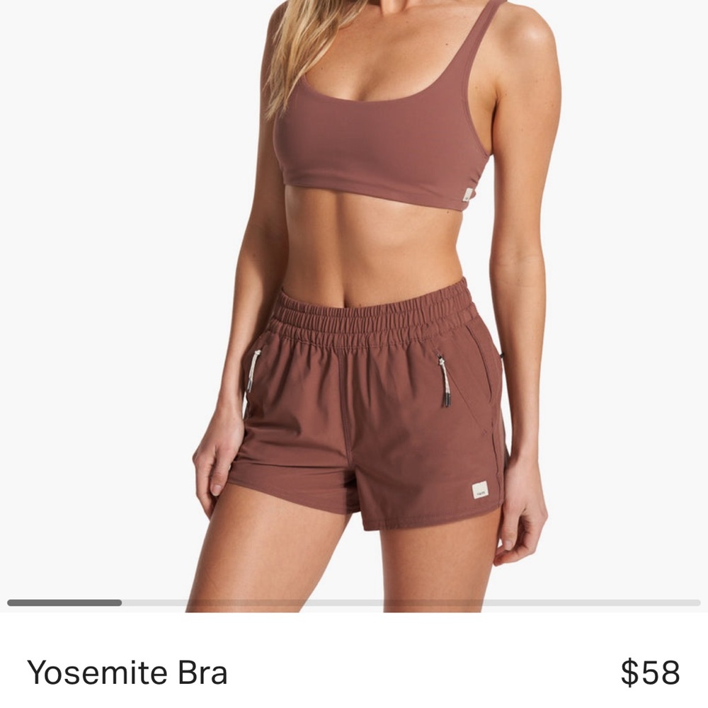 Vuori workout set - Daily legging and Yosemite Bra - Hazelnut - Size Small